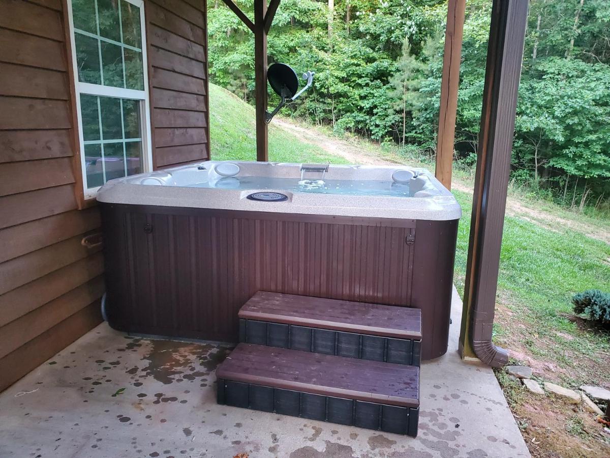 Smoky Mountain Cabin - Hot Tub - Fire Pit 墨菲 外观 照片